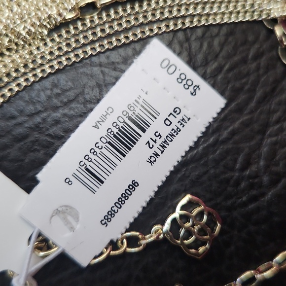 Kendra Scott Tae necklace